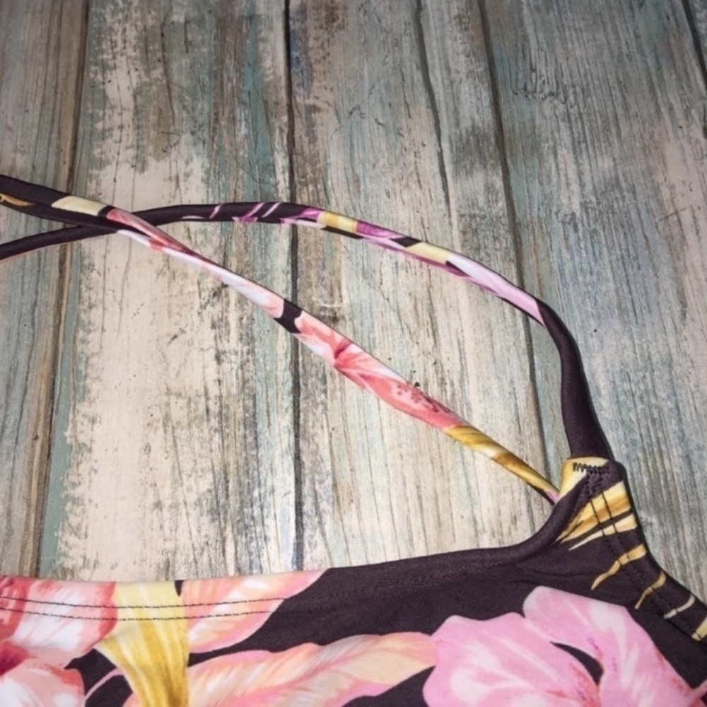 Xhilaration Black Floral Bikini Top Crochet Trim Bralette Tropical Swim - Picture 6 of 6